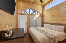 58B Cozy Home near Grand Canyon South Rim King Bed Sleeps 2