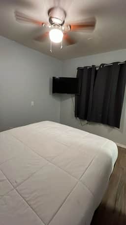 82B Studio near Grand Canyon South Rim Sleeps 2