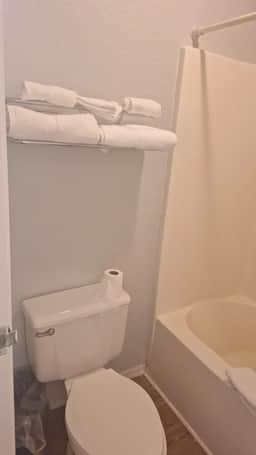 82B Studio near Grand Canyon South Rim Sleeps 2