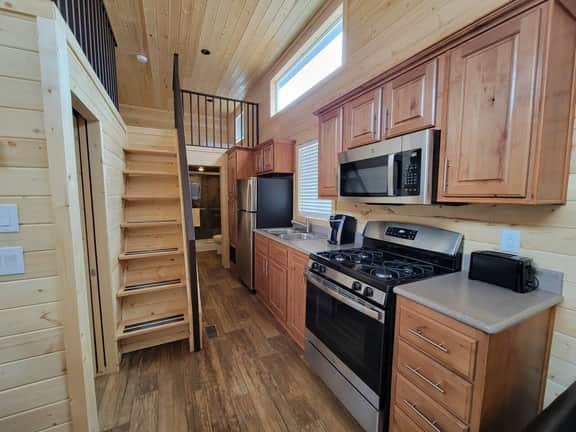 36 Star Gazing Retreat near Grand Canyon South Rim Sleeps 8