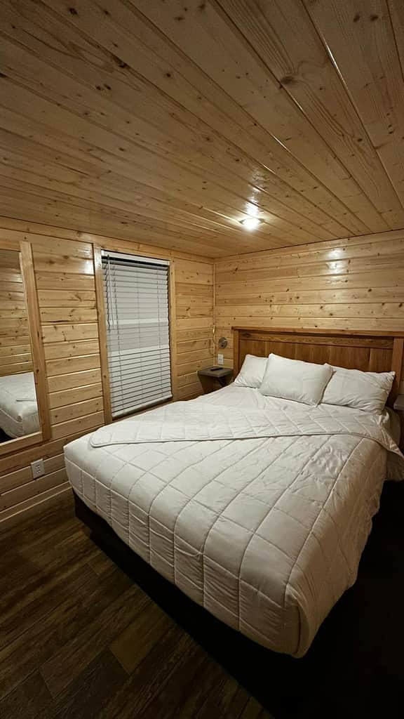 36 Star Gazing Retreat near Grand Canyon South Rim Sleeps 8