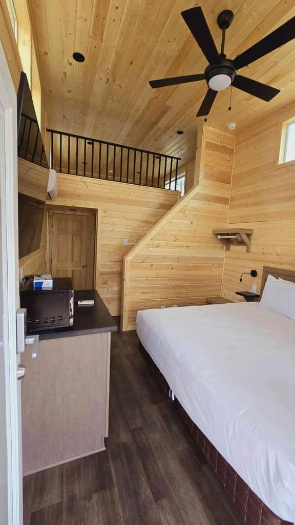 59A Cozy Home nr Grand Canyon South Rim King Bed w/Loft Sleeps 4