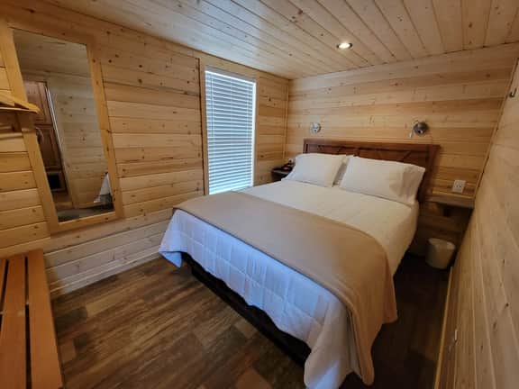 79 Star Gazing Retreat near Grand Canyon South Rim Sleeps 8