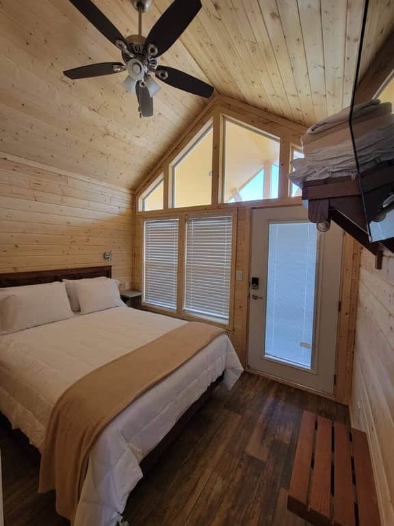 81 Star Gazing Retreat near Grand Canyon South Rim Sleeps 8