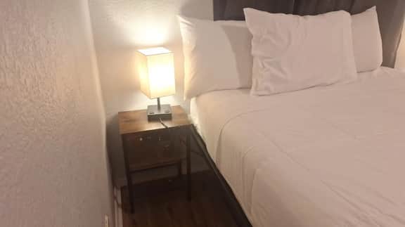 82A Studio near Grand Canyon South Rim Sleeps 2