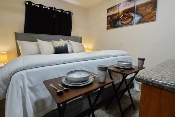 69B Studio w/Kitchenette near Grand Canyon South Rim Sleeps 4