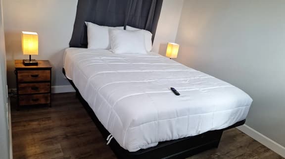 82B Studio near Grand Canyon South Rim Sleeps 2