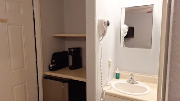 82A Studio near Grand Canyon South Rim Sleeps 2